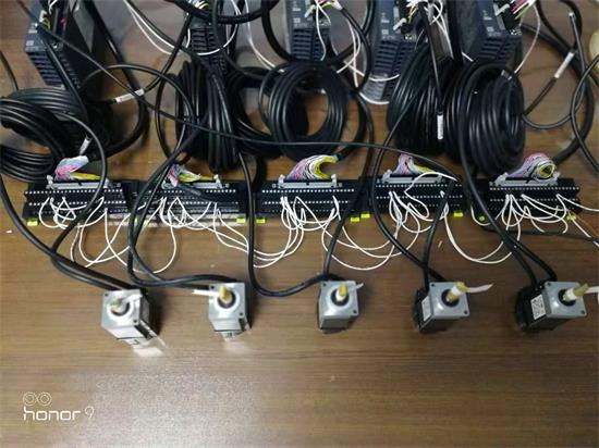 號(hào)外！號(hào)外_三菱定位新用法：FX5U內(nèi)置32軸總線(xiàn)定位！